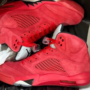 Jordan 5 red suede Black and White Speckled Box size 9.5m
